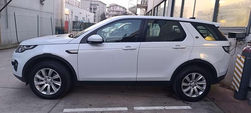 Usata Land Rover Discovery Sport Pure 150 CV (110 kW) 2017 Bianco SUV