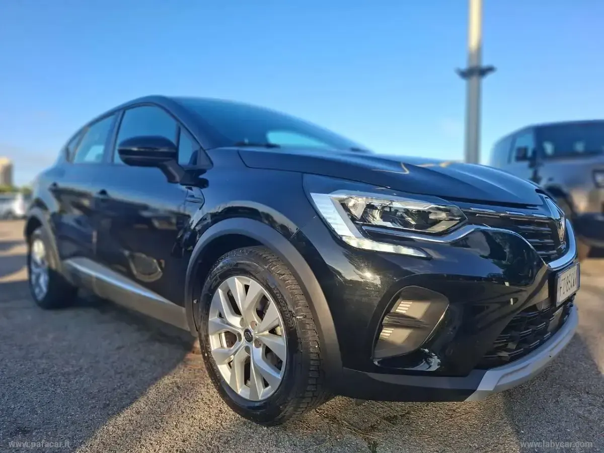 Usata Renault Captur Zen 95 CV (69 kW) 2020 Nero SUV