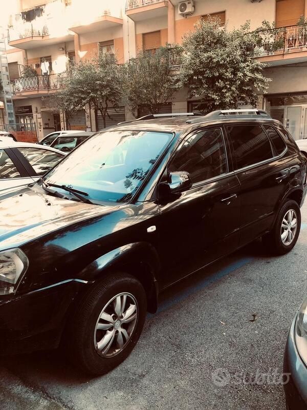 Usata 2009 Hyundai Tucson SUV | 3000 € - Immagine 1/4