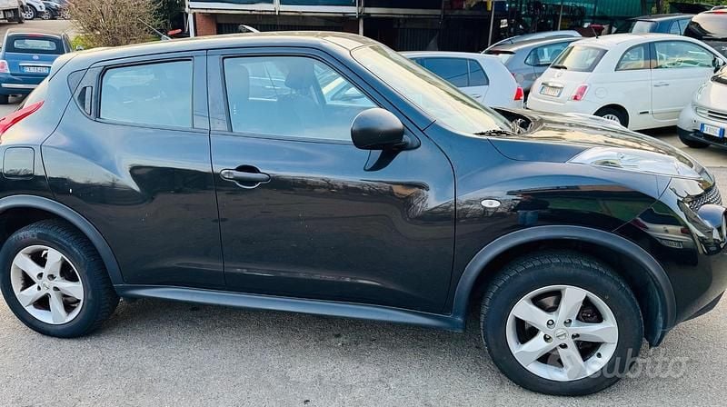 Usata Nissan Juke Tekna 116 CV (85 kW) 2012 Nero SUV