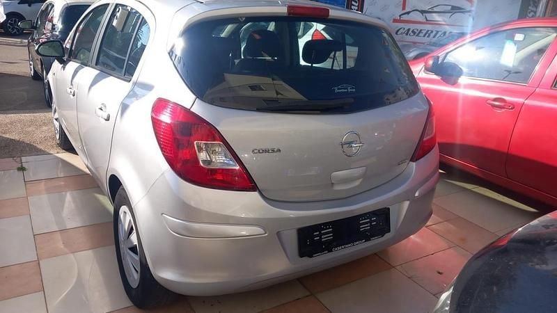 Usata Opel Corsa Enjoy 80 CV (58 kW) 2009 Argento Utilitaria