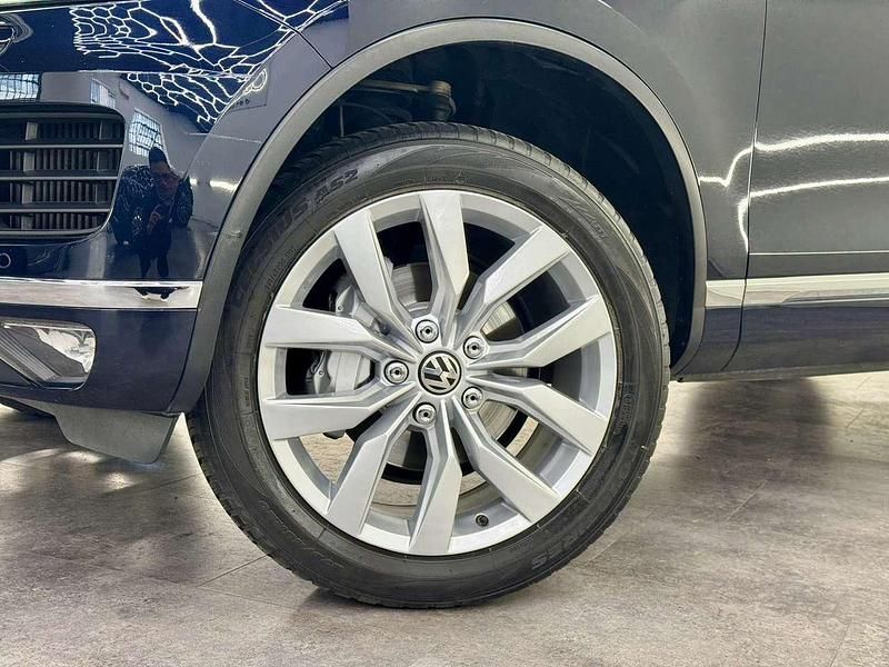 Usata VW Touareg Terrain Tech 262 CV (192 kW) 2017 Blu/azzurro SUV