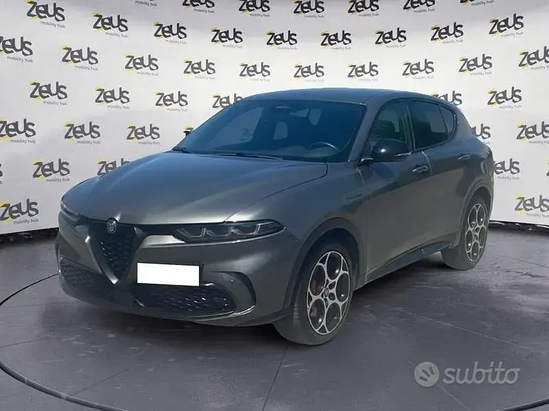 Usata Alfa Romeo Tonale Veloce 160 CV (117 kW) 2024 Grigio SUV