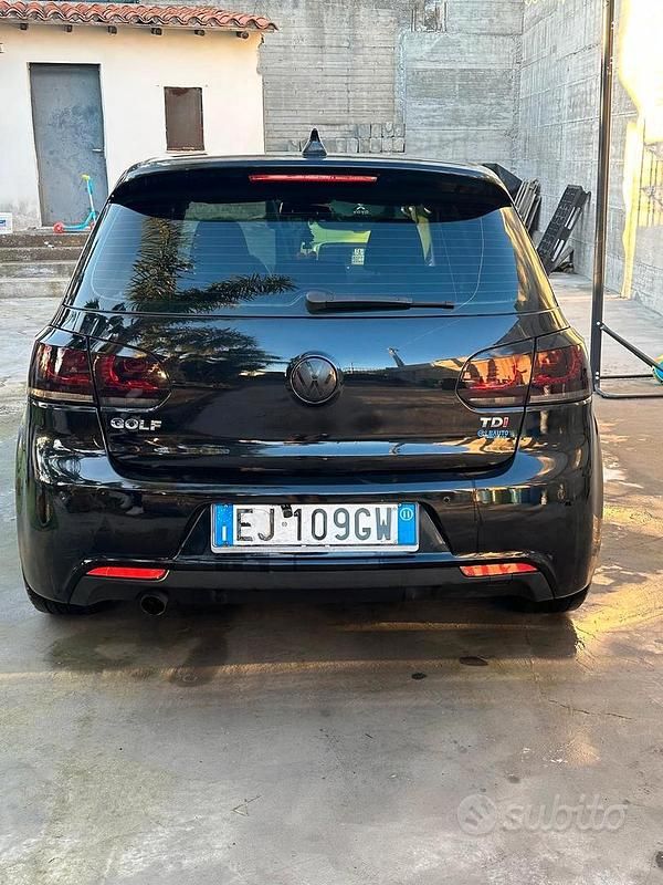 Usata VW Golf VI 105 CV (77 kW) 2011 Utilitaria