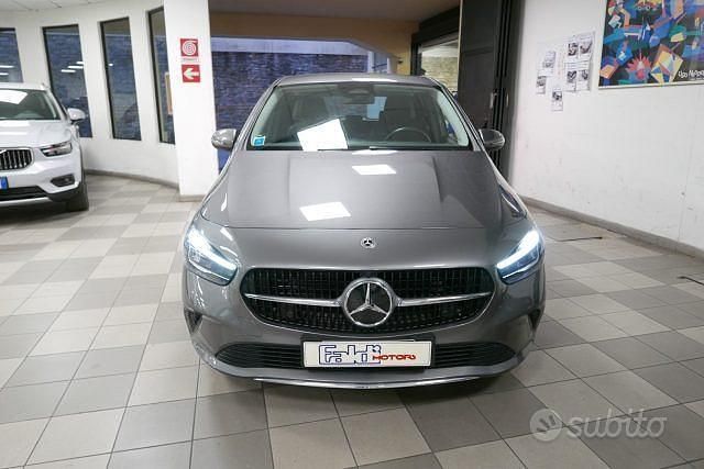 Usata Mercedes B180 Progressive 116 CV (85 kW) 2023 Antracite Utilitaria