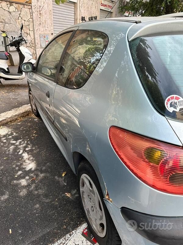 Usata Peugeot 206 60 CV (44 kW) 2003 Utilitaria