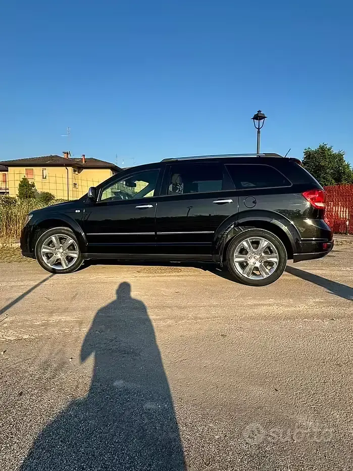 Usata Fiat Freemont 170 CV (125 kW) 2013 Nero SUV