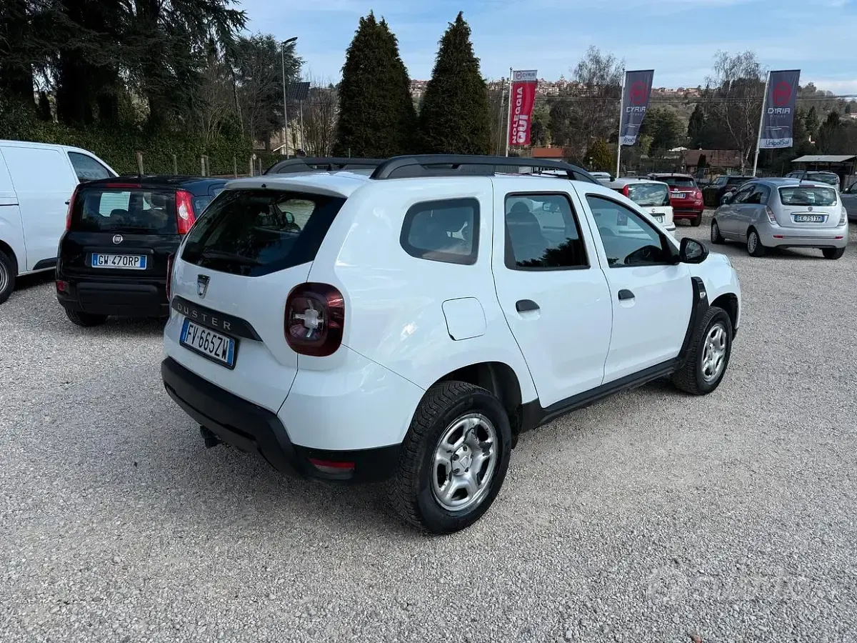 Usata Dacia Duster Essentiel 116 CV (85 kW) 2019 Bianco SUV