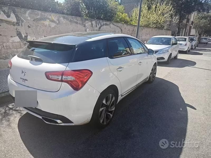 Usata Citroën DS5 163 CV (119 kW) 2012 Bianco Utilitaria