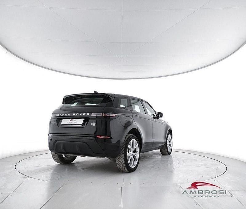 Käytetty Land Rover Range Rover evoque S 180 HP (132 kW) 2019 Musta Katumaasturi