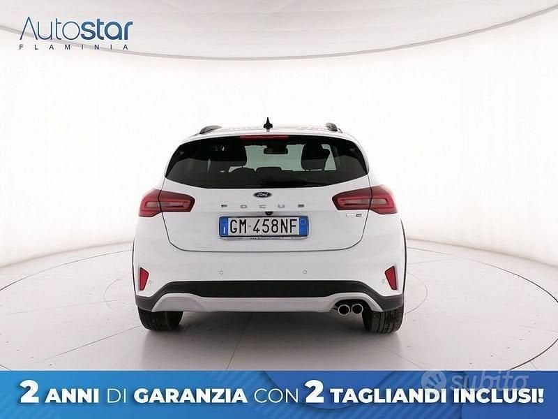 Usado Ford Focus Active 125 CV (91 kW) 2023 Blanco SUV