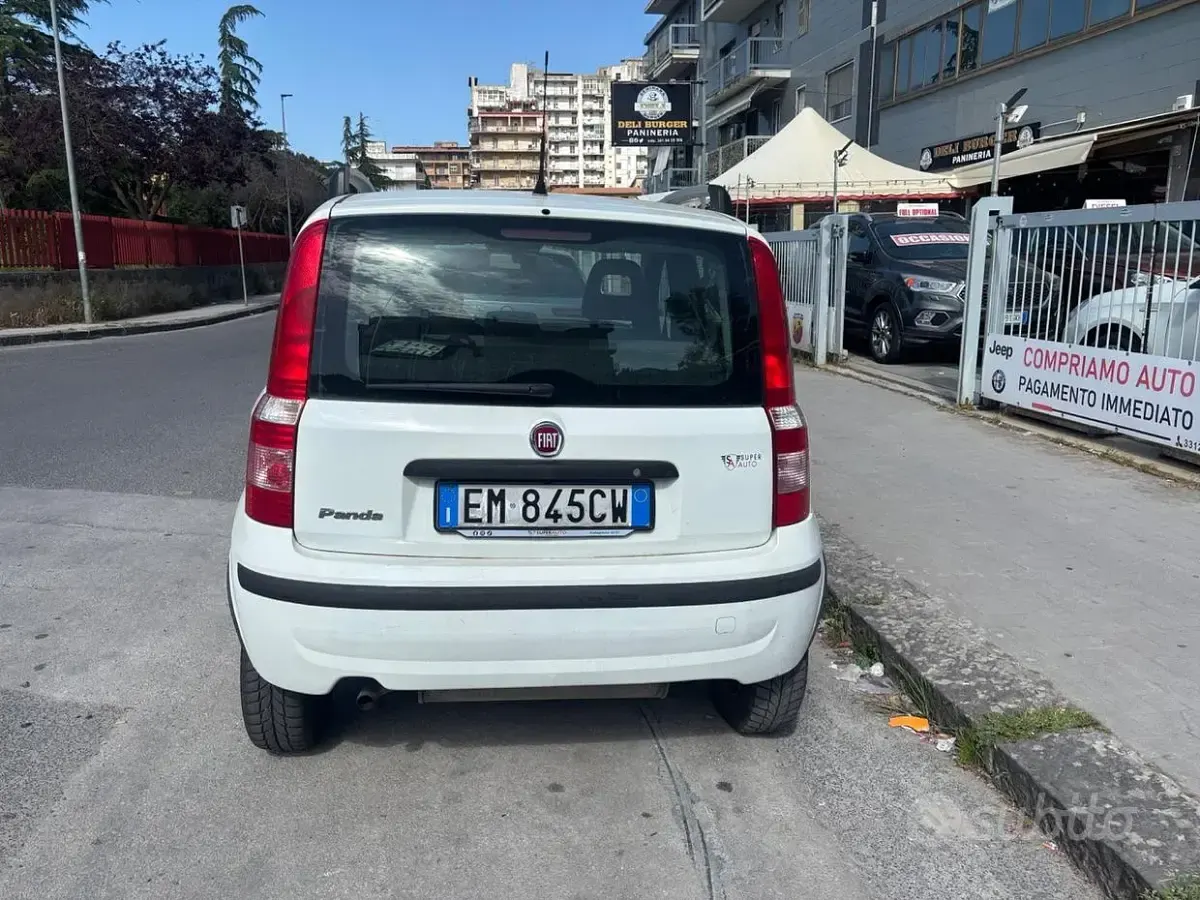Usata Fiat Panda 80 CV (58 kW) 2012 Bianco Utilitaria