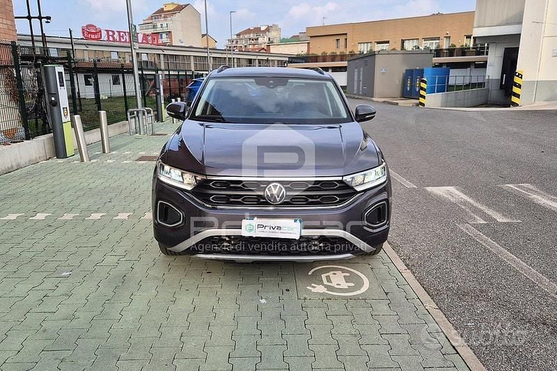 Usata VW T-Roc Life 150 CV (110 kW) 2022 Grigio SUV