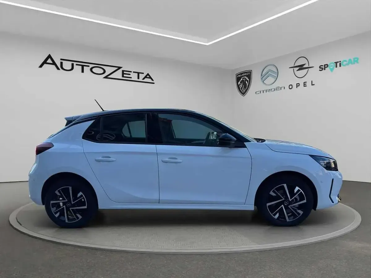 Nuova Opel Corsa 101 CV (74 kW) 2026 Bianco Utilitaria