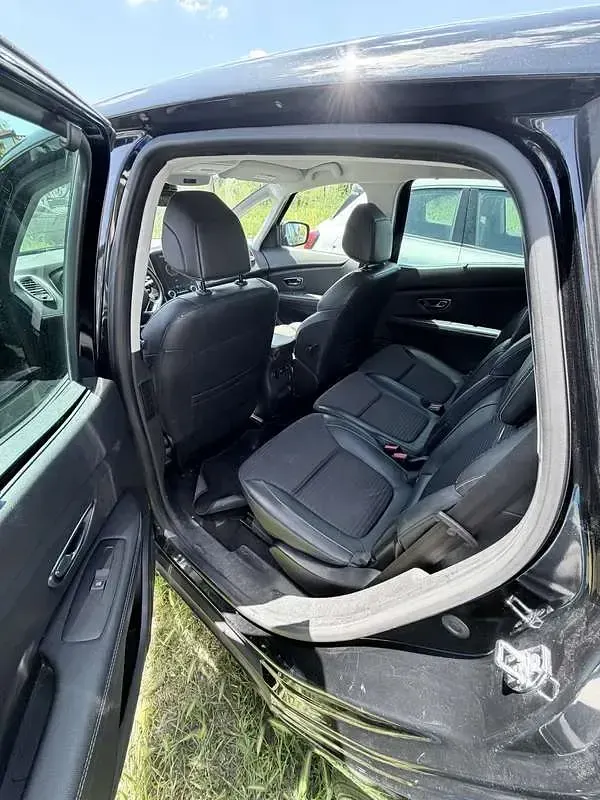 Usata Renault Scénic IV Intens 131 CV (96 kW) 2019 Monovolume