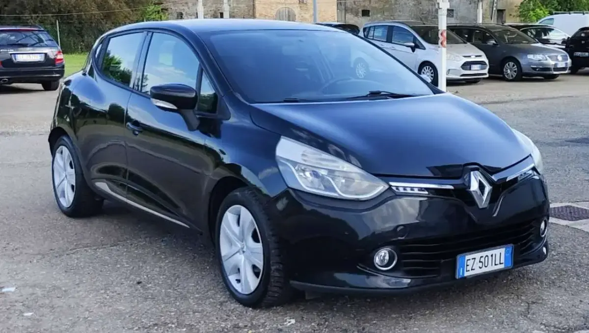 Usata Renault Clio IV 75 CV (55 kW) 2015 Nero Berlina