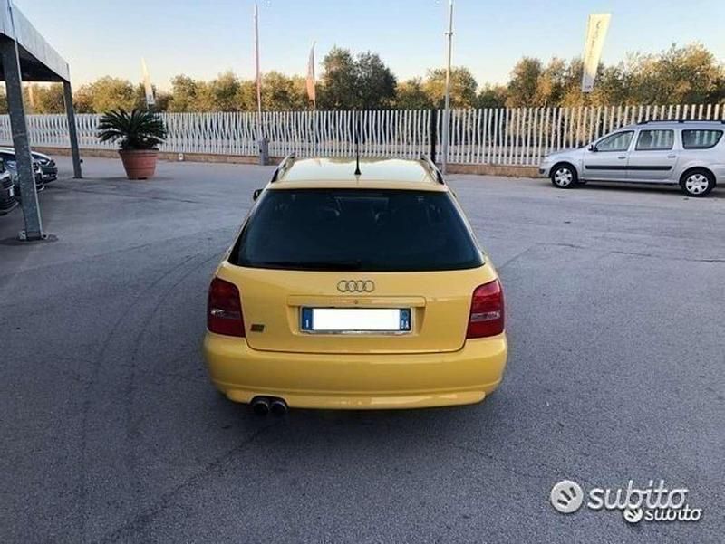 Usata Audi A4 265 CV (194 kW) 1999 Giallo Station wagon