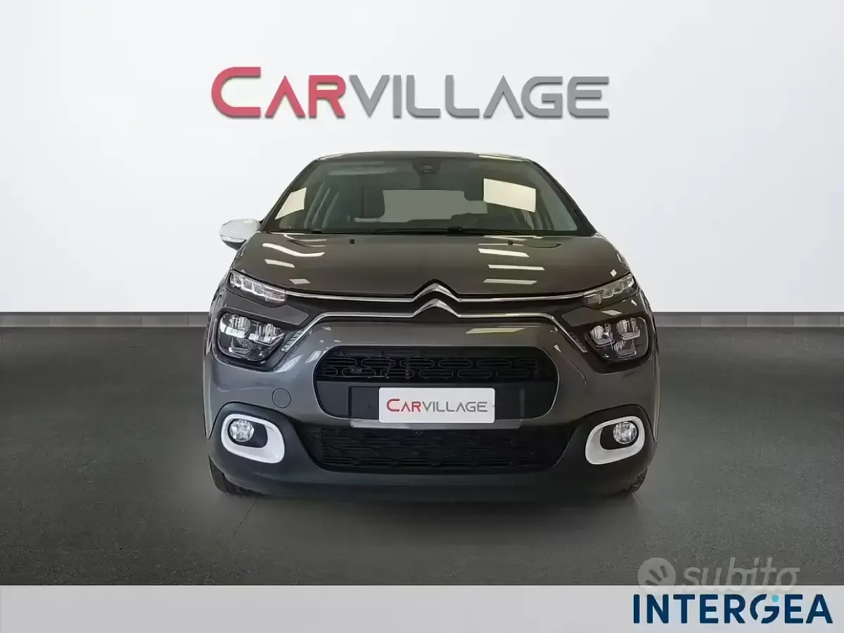 Gebraucht Citroën C3 PureTech 83 PS (61 kW) 2024 Grau Limousine