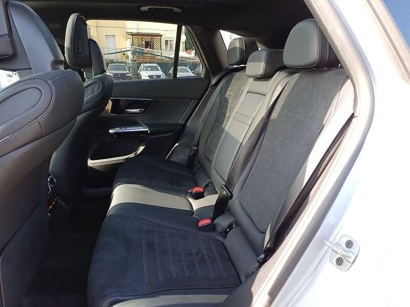 Usata Mercedes GLC220 AMG Line Premium Plus 197 CV (144 kW) 2023 Argento hightech SUV