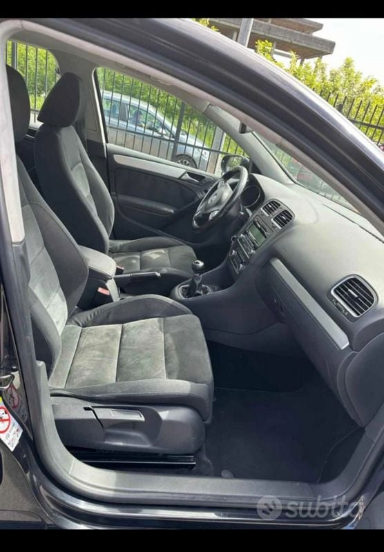 Usata VW Golf VI Highline 110 CV (80 kW) 2009 Utilitaria