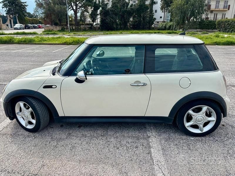 Usata Mini One D 2006 Bianco Utilitaria