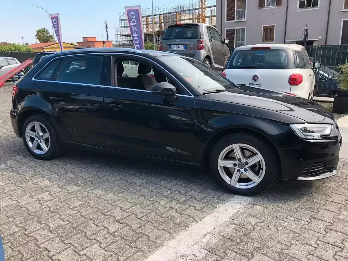 Usata Audi A3 116 CV (85 kW) 2017 Nero Berlina
