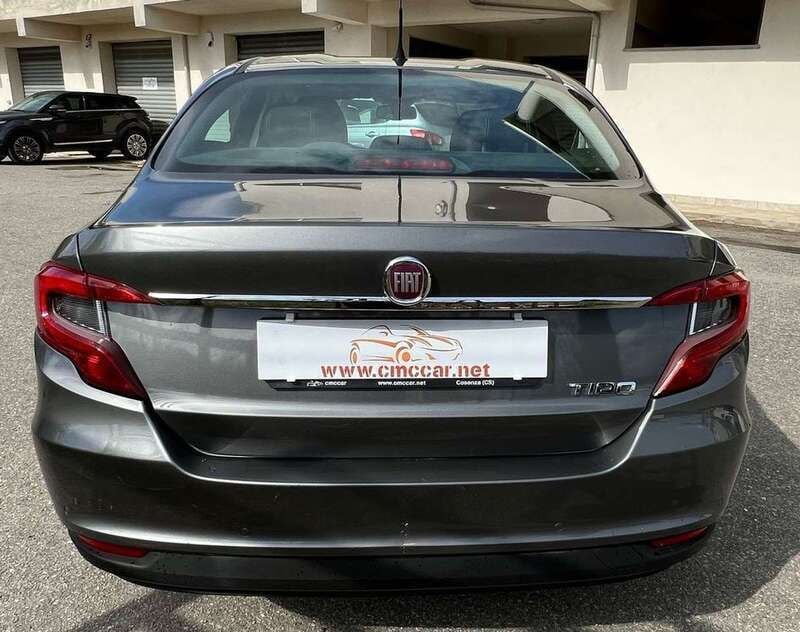Usata Fiat Tipo Opening Edition 120 CV (88 kW) 2016 Grigio Berlina