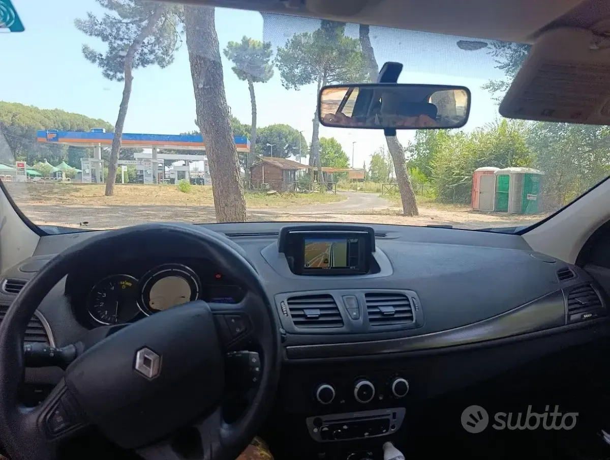 Usata Renault Mégane GrandTour 110 CV (80 kW) 2012 Grigio Station wagon