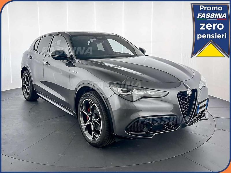 Nuova Alfa Romeo Stelvio Veloce 209 CV (153 kW) 2025 Grigio SUV