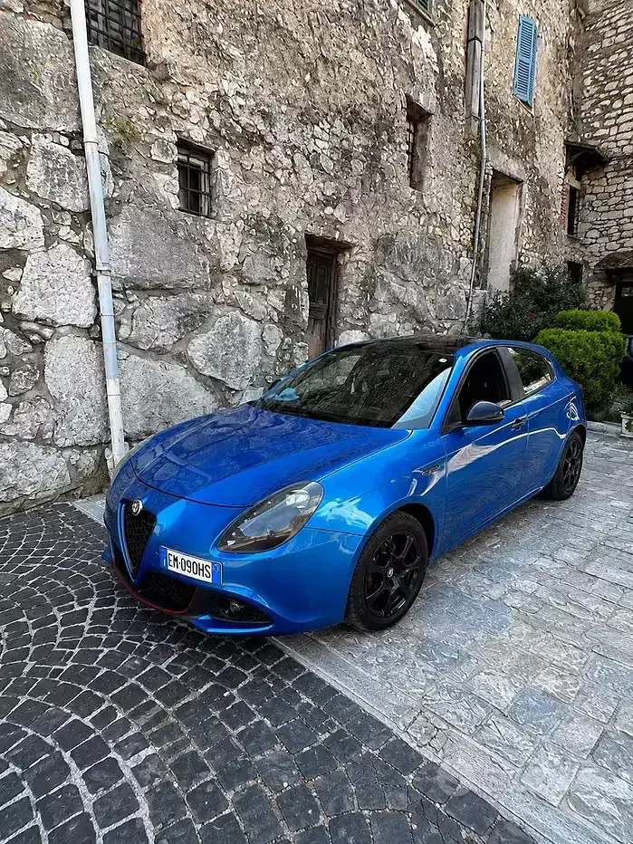 Usata Alfa Romeo Giulietta Progression 105 CV (77 kW) 2012 Bluazzurro Utilitaria