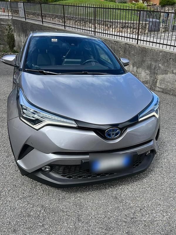 Usata Toyota C-HR Lounge 98 CV (72 kW) 2019 Grigio SUV