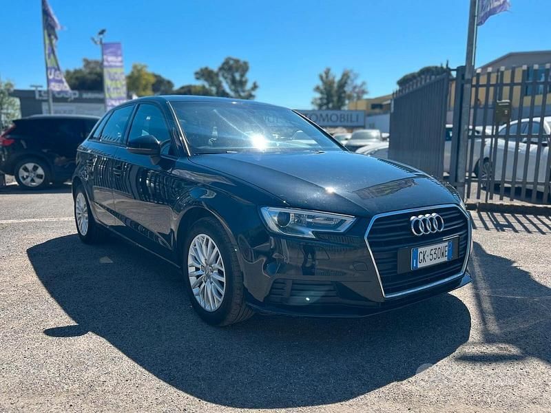 Usata Audi A3 Business 110 CV (80 kW) 2017 Grigio Berlina