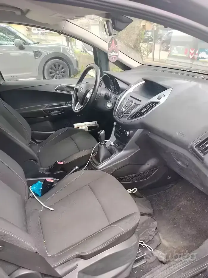 Usata Ford B-MAX 75 CV (55 kW) 2017 Monovolume
