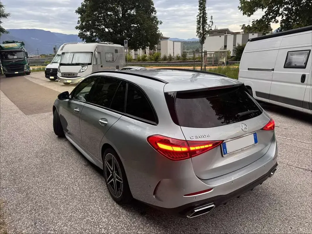 Usata Mercedes C300 Premium 265 CV (194 kW) 2022 Argento Station wagon