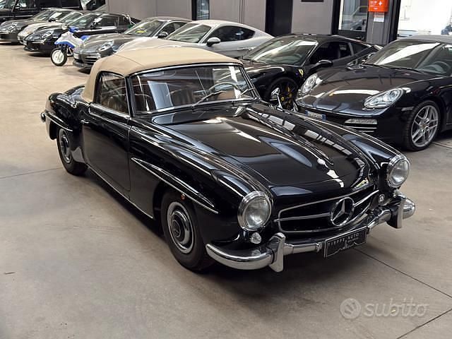 Usata Mercedes 190 105 CV (77 kW) 1960 Nero metallizzato Berlina