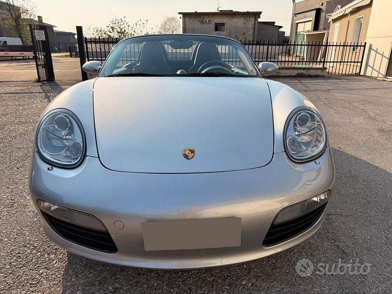 Usata Porsche Boxster 239 CV (175 kW) 2005 Grigio Cabrio