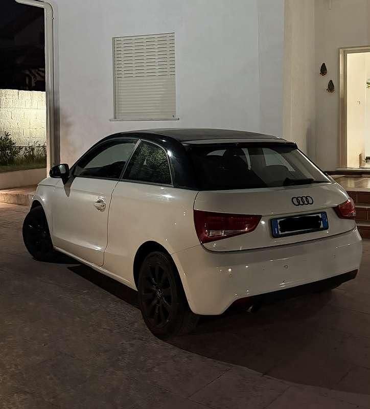 Usata Audi A1 Ambition 105 CV (77 kW) 2011 Berlina