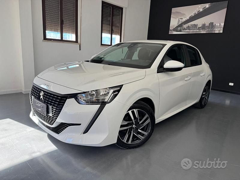 Bianco Usata 2021 Peugeot 208 Active Due volumi | 12.500 € (Buon prezzo) - Immagine 1/4