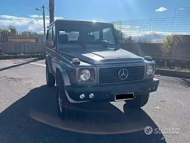 Usata Mercedes G300 174 CV (127 kW) 1992 Grigio SUV