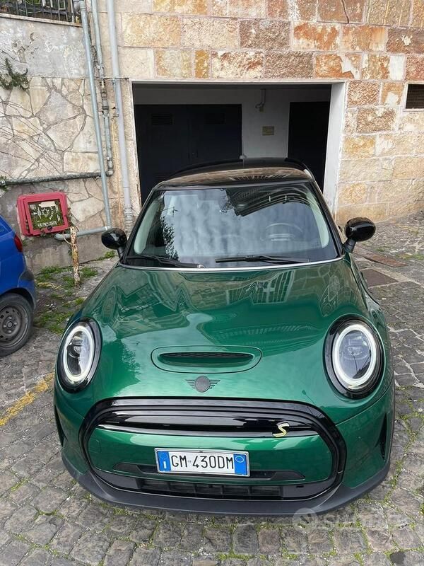 Verde Usata 2023 Mini Cooper Due volumi | 20.000 € (Buon prezzo) - Immagine 1/4