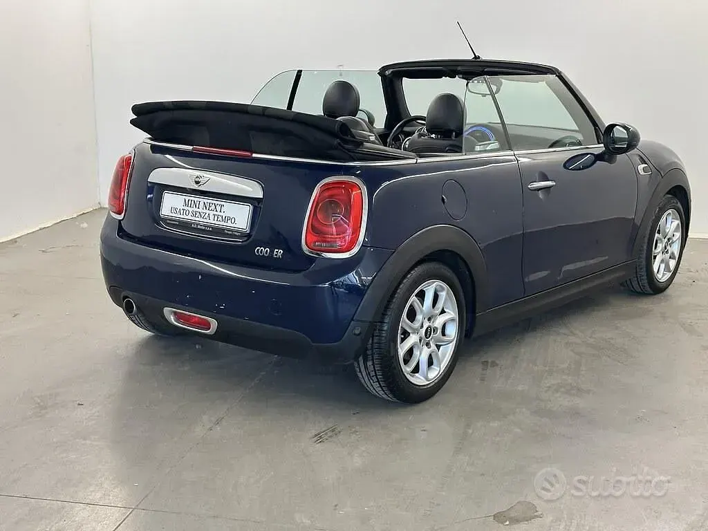 Usata Mini Cooper D Cabriolet Hype 116 CV (85 kW) 2016 Blu Cabrio