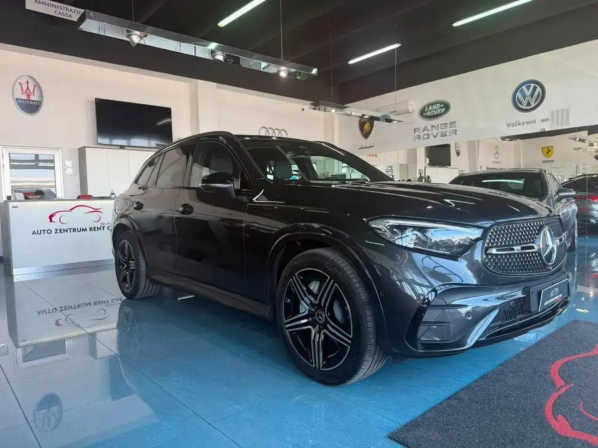 Usata Mercedes GLC200 Premium Plus 163 CV (119 kW) 2026 Grigio SUV