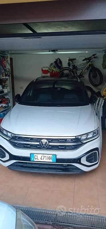 Usata VW T-Roc 116 CV (85 kW) 2023 Grigio SUV