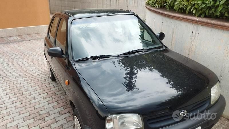 Usata Nissan Micra 1997 Nero Utilitaria