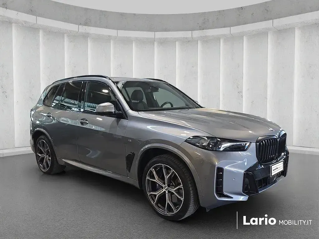 Usata BMW X5 M Sport 297 CV (218 kW) 2023 Grigio SUV