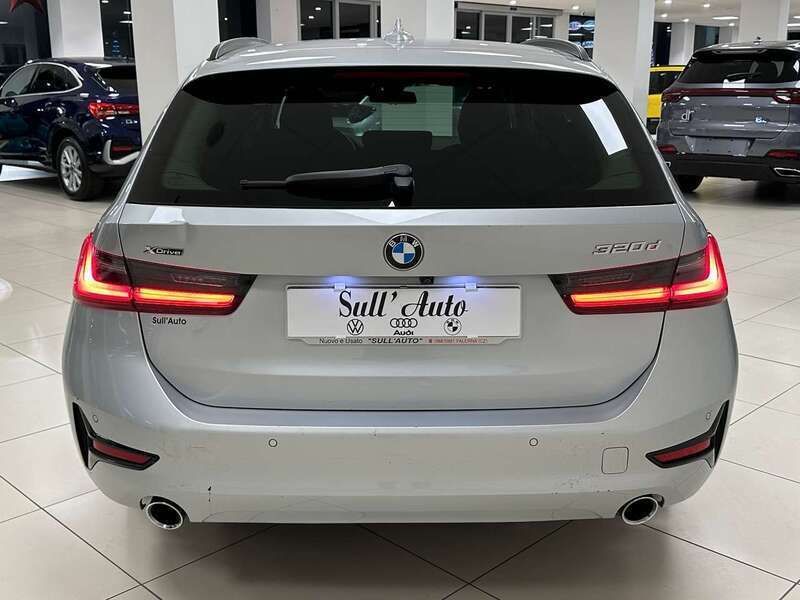 Usata BMW 320e 190 CV (139 kW) 2021 Argento Station wagon