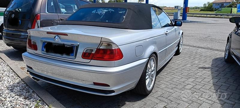 Usata BMW 320 Cabriolet 170 CV (125 kW) 2001 Cabrio