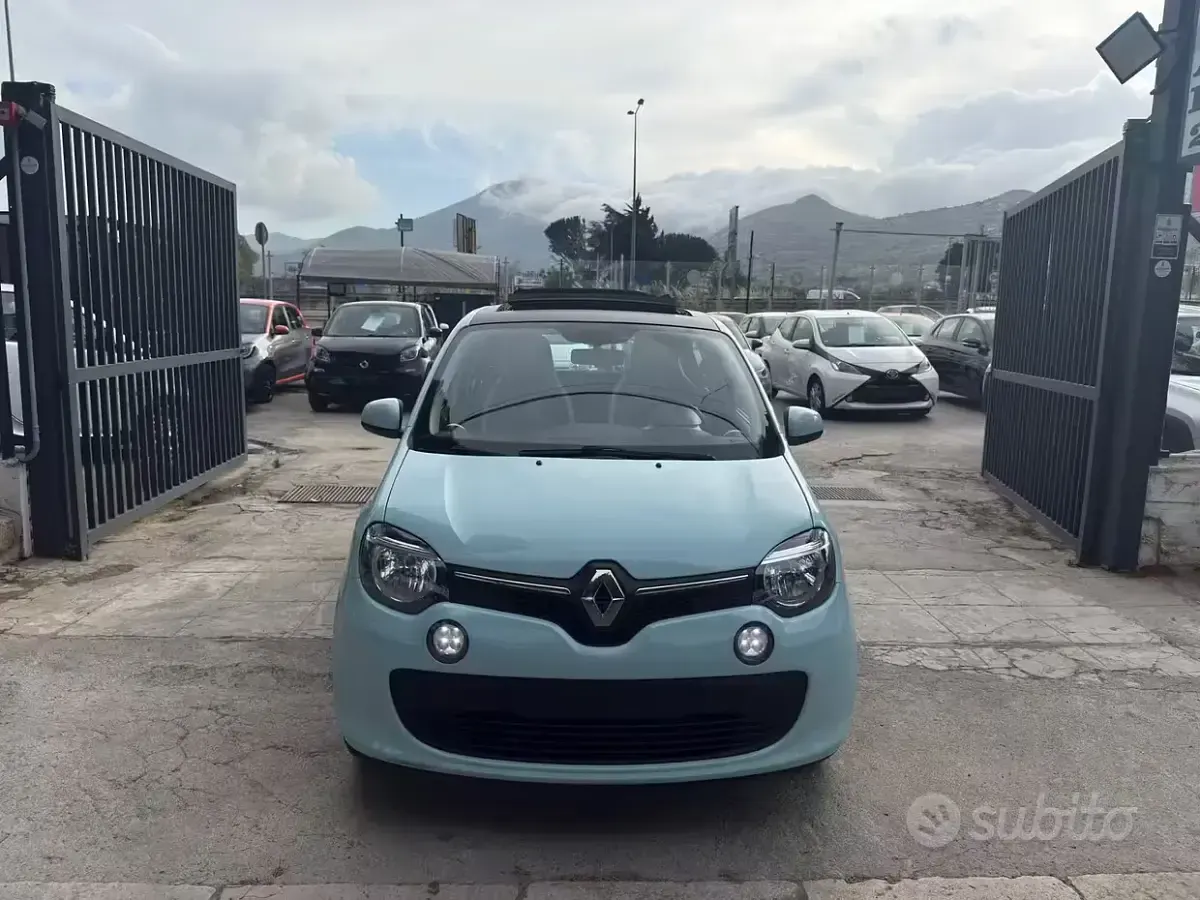Usata Renault Twingo Life 69 CV (50 kW) 2017 Blu Utilitaria