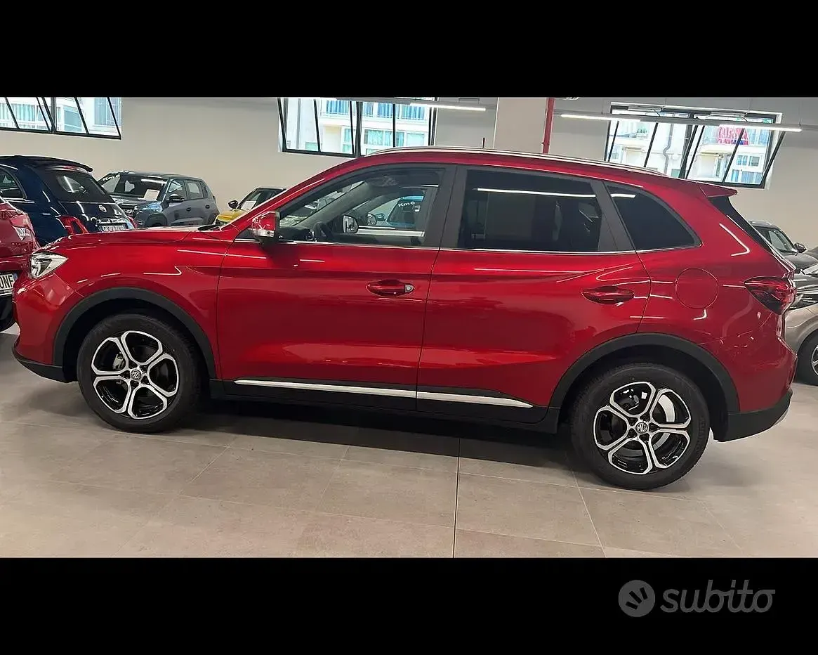 Nuova MG ZS 116 CV (85 kW) 2026 Rosso SUV