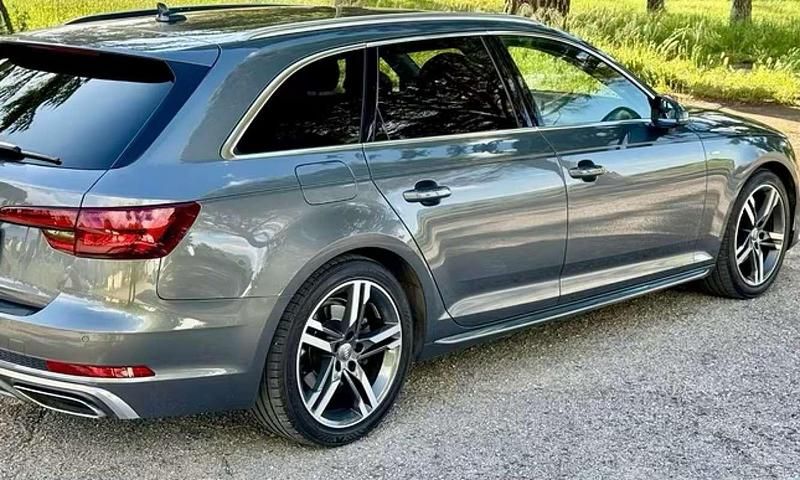 Usata Audi A4 S-Line 190 CV (139 kW) 2019 Grigio Station wagon